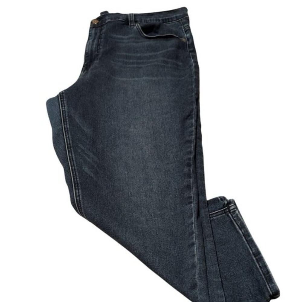 DG2 Diane Gilmans Capris Dark Wash Zip Button Cropped Jeans with Pockets
